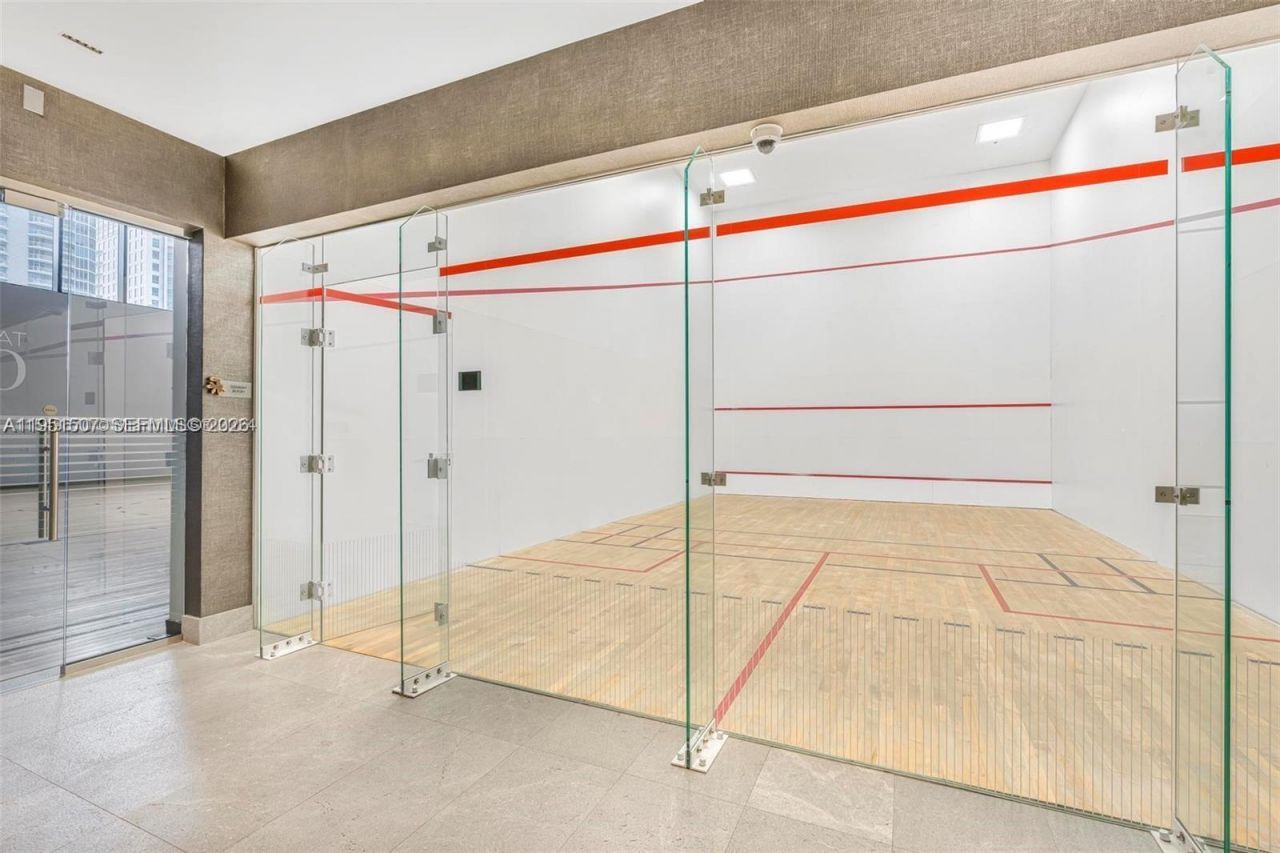 1010 Brickell Ave, Unit 1710, Miami, FL 33131 Photo