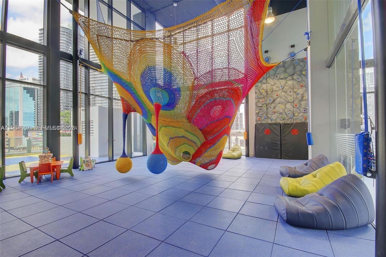 1010 Brickell Ave, Unit 1710, Miami, FL 33131 Photo