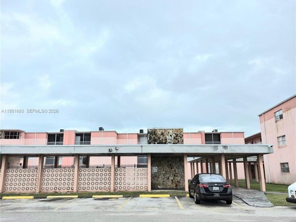 19771 SW 114th Ave, Unit 129, Miami, FL 33157