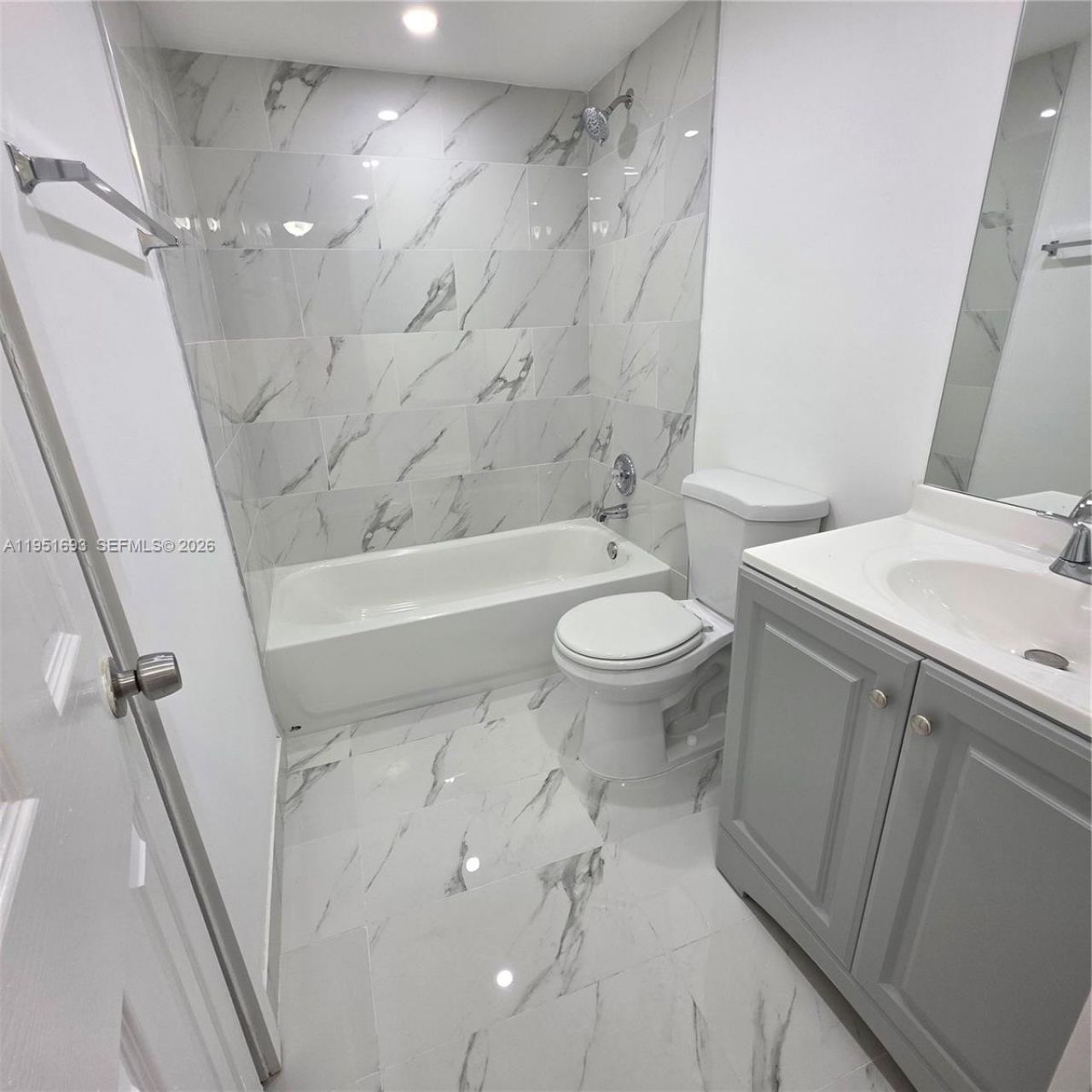 19771 SW 114th Ave, Unit 129, Miami, FL 33157 Photo