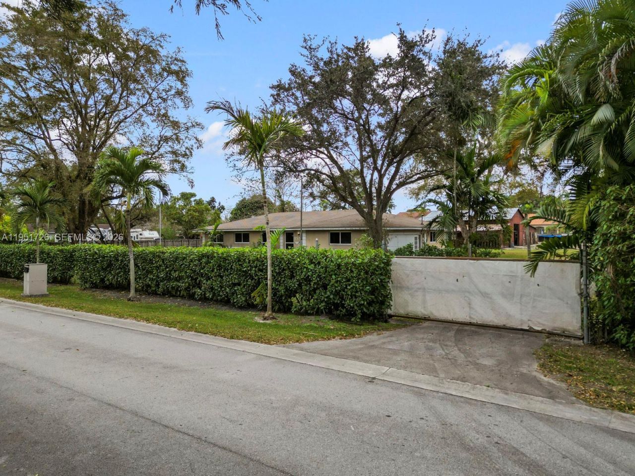 12570 SW 45th St , Miami, FL 33175 Photo