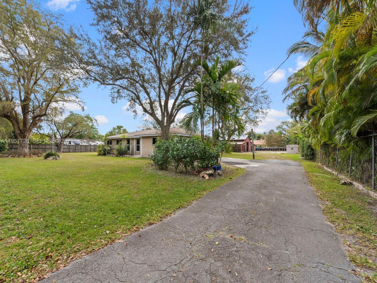 12570 SW 45th St , Miami, FL 33175 Photo