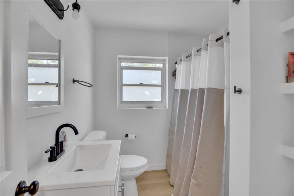 1606 Highland Avenue, Vero Beach, FL 32960 Photo