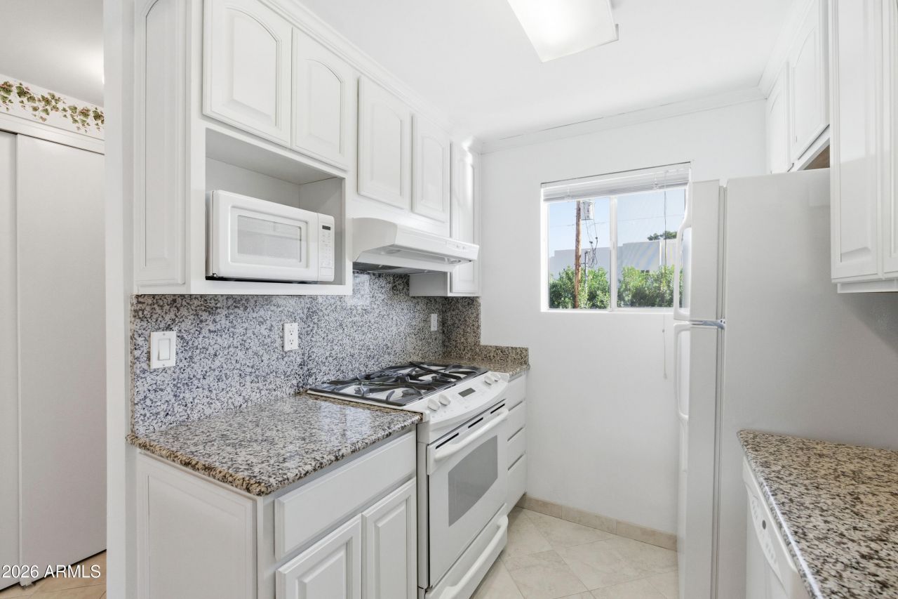 6125 E Indian School Road, Unit 291, Scottsdale, AZ 85251 Main Photo