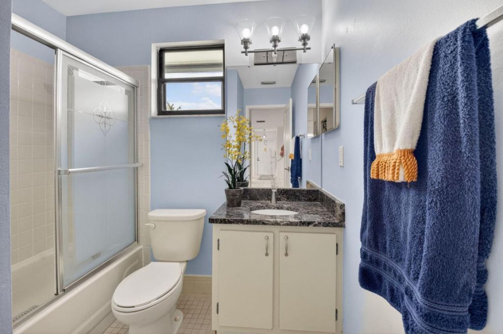 800 NW 32nd Avenue, Delray Beach, FL 33445 Photo