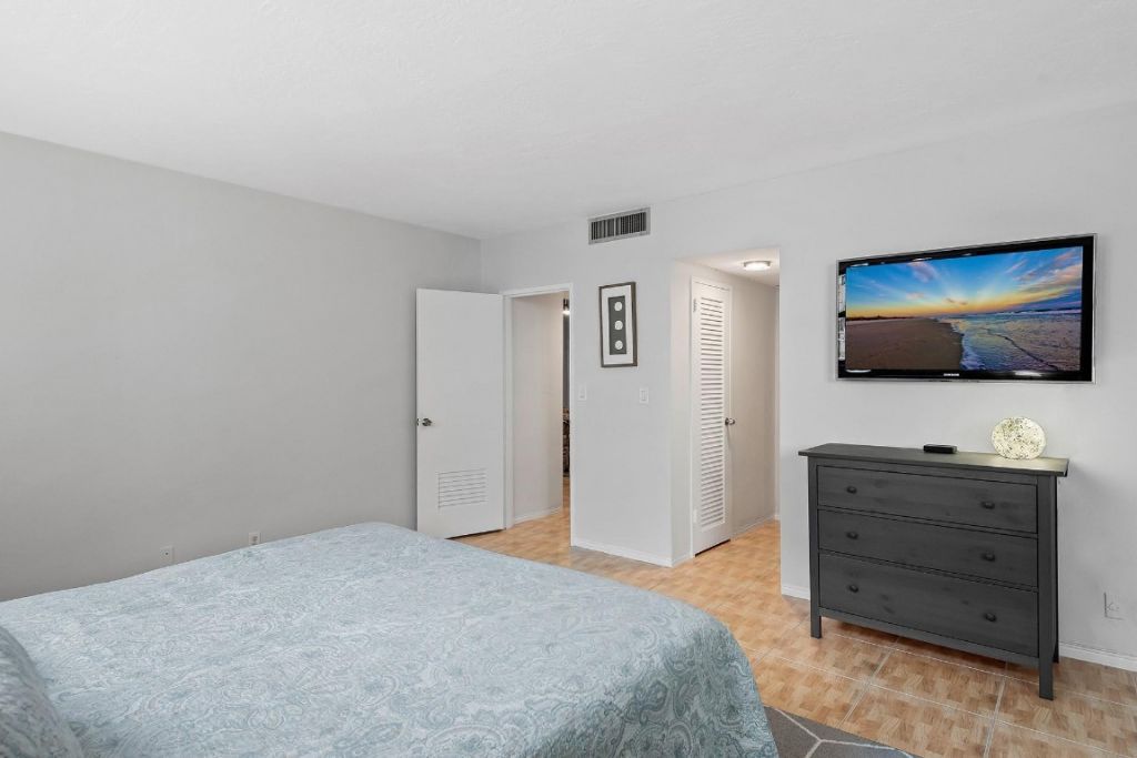 4250 Galt Ocean Drive, Unit 12N, Fort Lauderdale, FL 33308 Photo