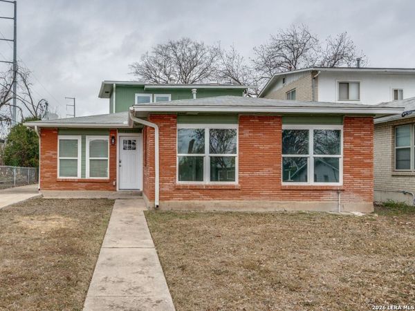 2207 Burnet, San Antonio, TX 78202
