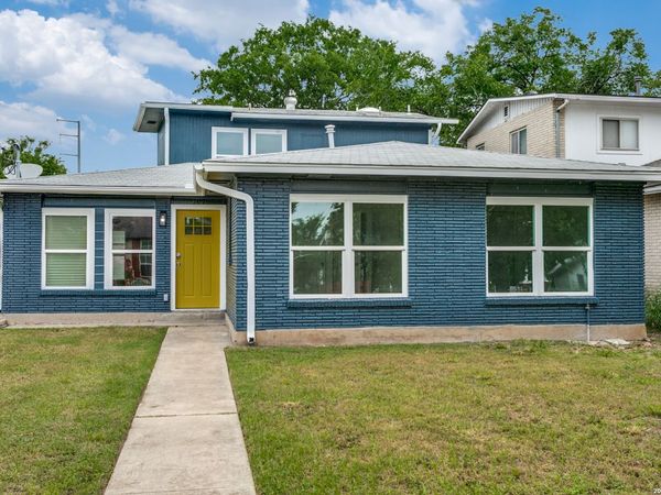 2207 Burnet, San Antonio, TX 78202