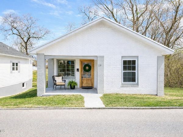 319 West Chilhowie Avenue, Johnson City, TN 37604