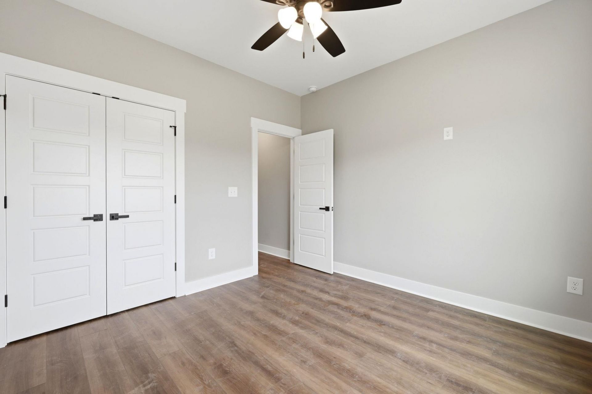 5662 Highway 668 Photo 8