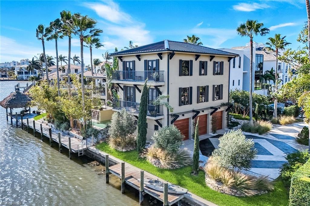 290 Channel Dr, Naples, FL 34108 Photo