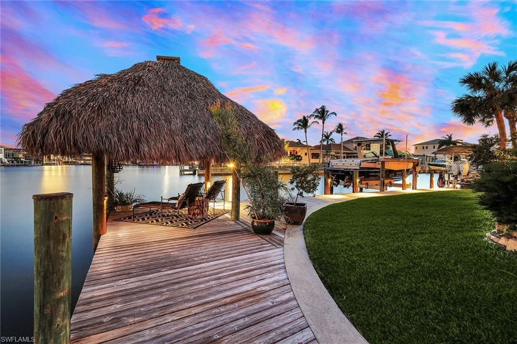 290 Channel Dr, Naples, FL 34108 Photo