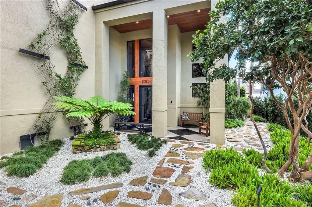 290 Channel Dr, Naples, FL 34108 Photo