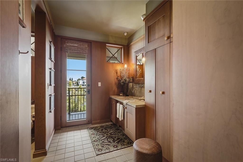 290 Channel Dr, Naples, FL 34108 Photo