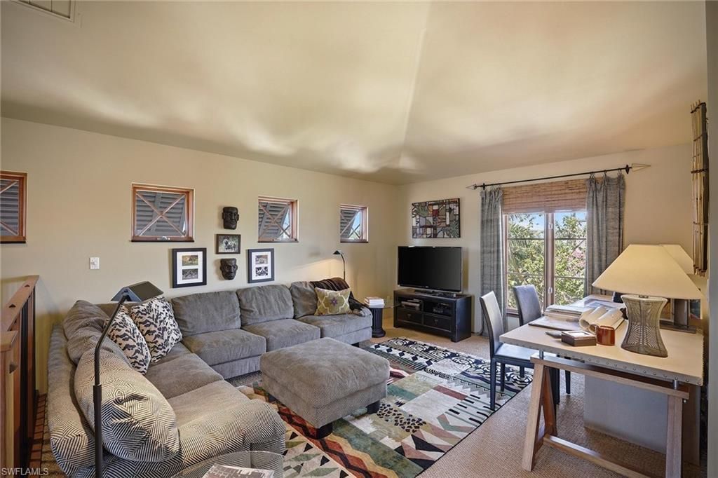 290 Channel Dr, Naples, FL 34108 Photo