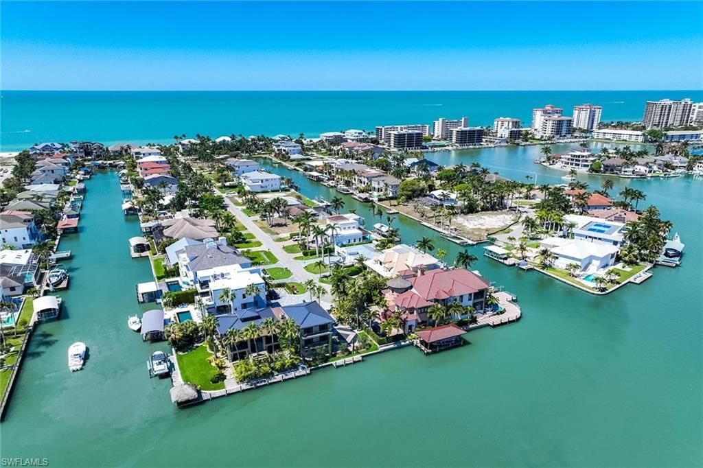 290 Channel Dr, Naples, FL 34108 Photo