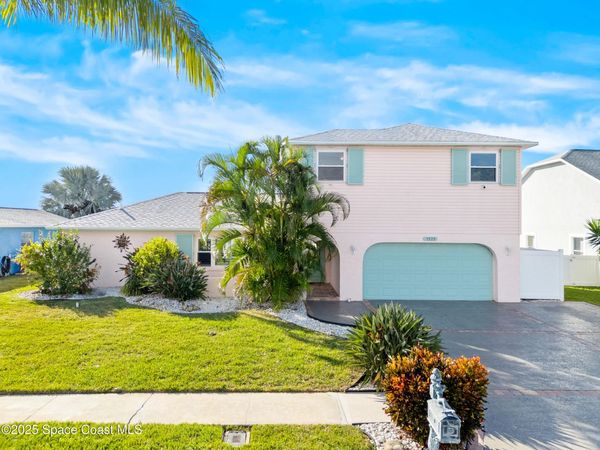 1525 W Riviera Drive, Merritt Island, FL 32952
