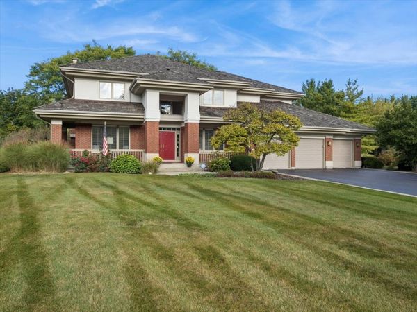 31440 N Reigate Lane, Libertyville, IL 60048