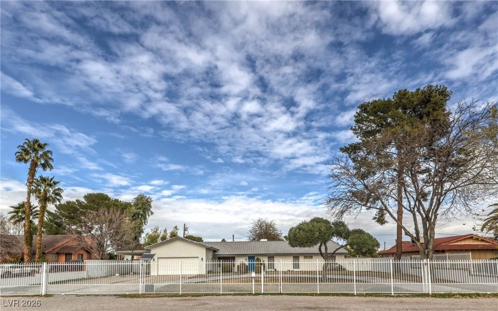 5854 Alfred Drive, Las Vegas, NV 89108 Main Photo