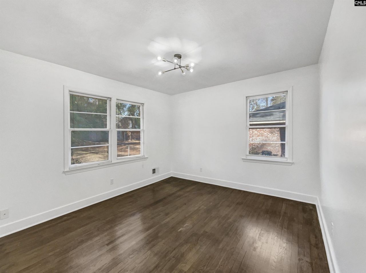 1545 S Beltline Boulevard Photo 14