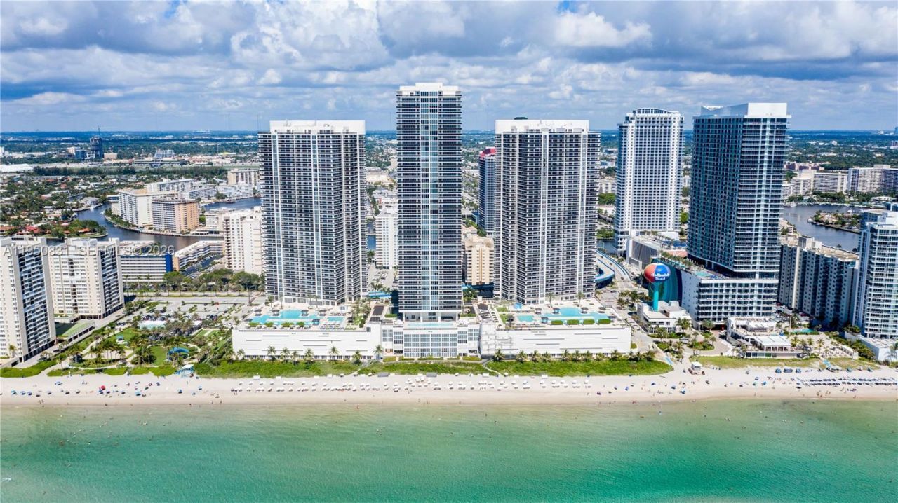 1830 S Ocean Dr, Unit 4307, Hallandale Beach, FL 33009 Photo