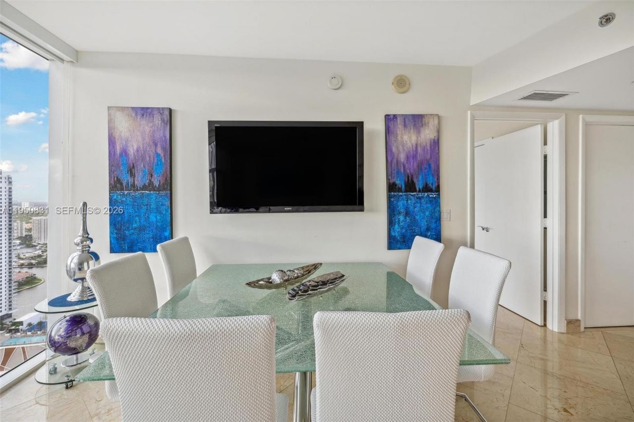 1830 S Ocean Dr, Unit 4307, Hallandale Beach, FL 33009 Photo