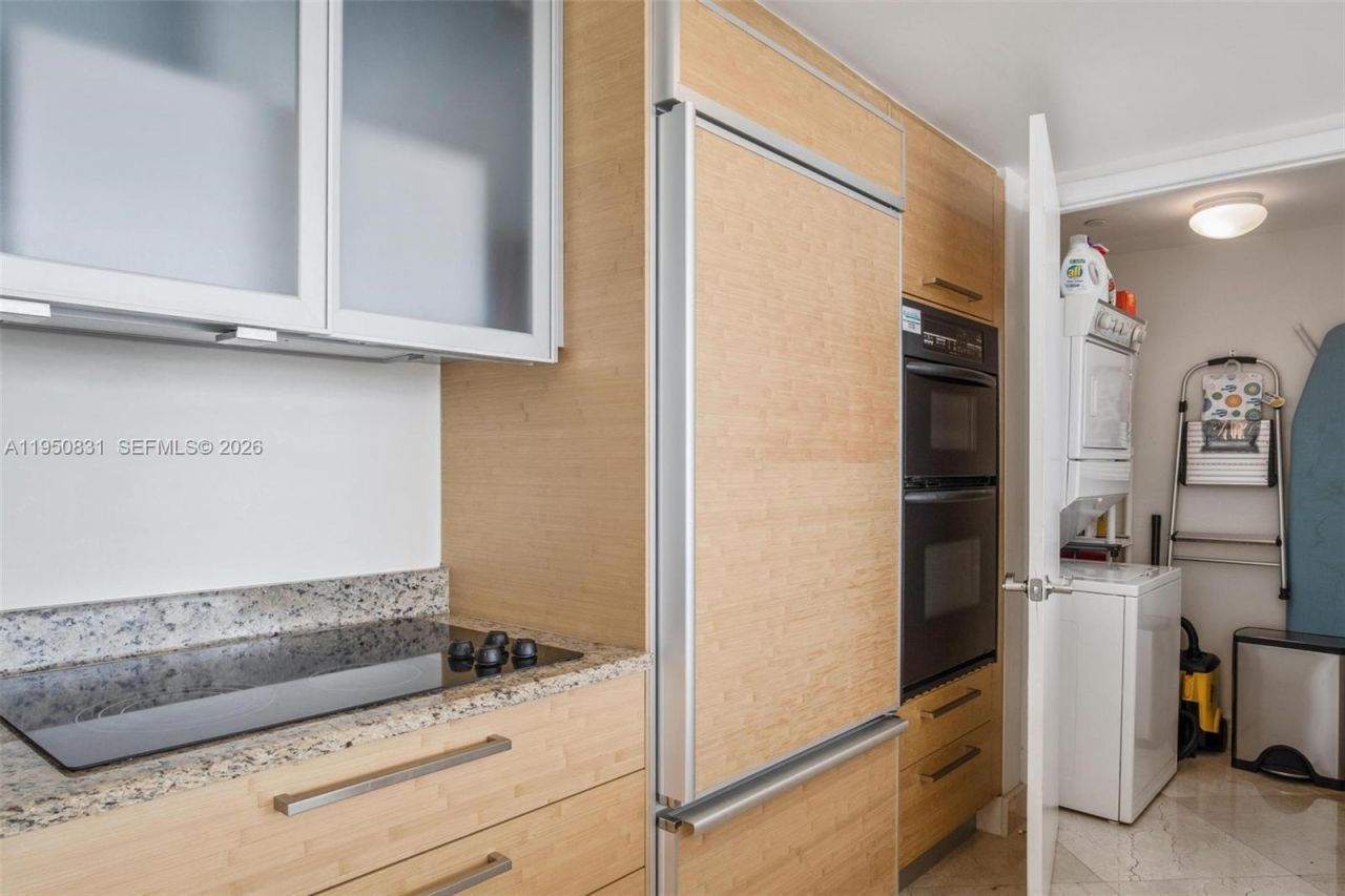 1830 S Ocean Dr, Unit 4307, Hallandale Beach, FL 33009 Photo