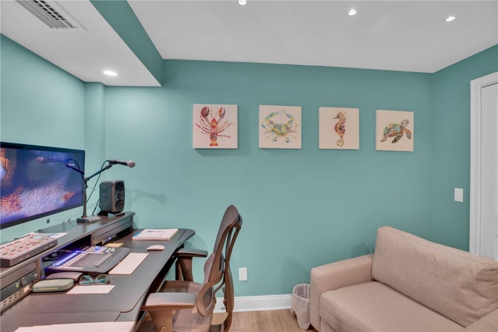 8416 Oceanside Drive, Unit F12, Vero Beach, FL 32963 Photo
