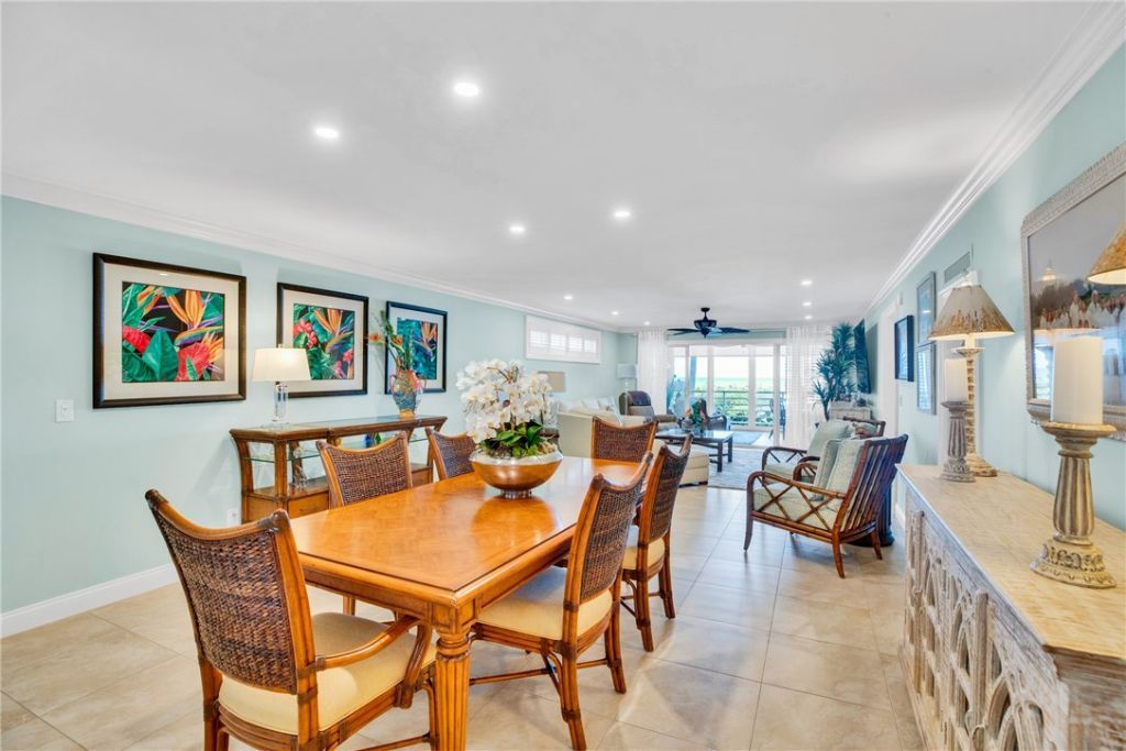 8416 Oceanside Drive, Unit F12, Vero Beach, FL 32963 Photo