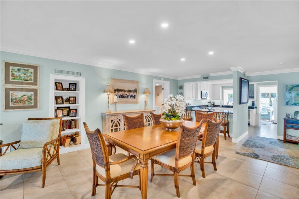 8416 Oceanside Drive, Unit F12, Vero Beach, FL 32963 Photo