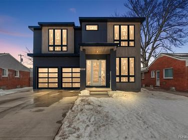 1850 SHIPMAN Boulevard, Birmingham, MI 48009