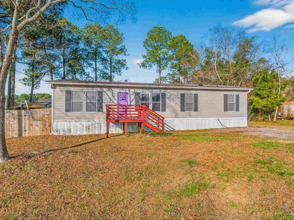 5509 Sunkist Cir, Pace, FL 32571