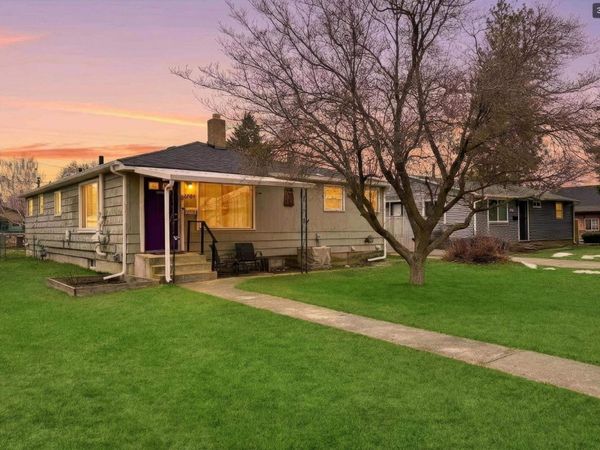 6209 N Whitehouse St, Spokane, WA 99205