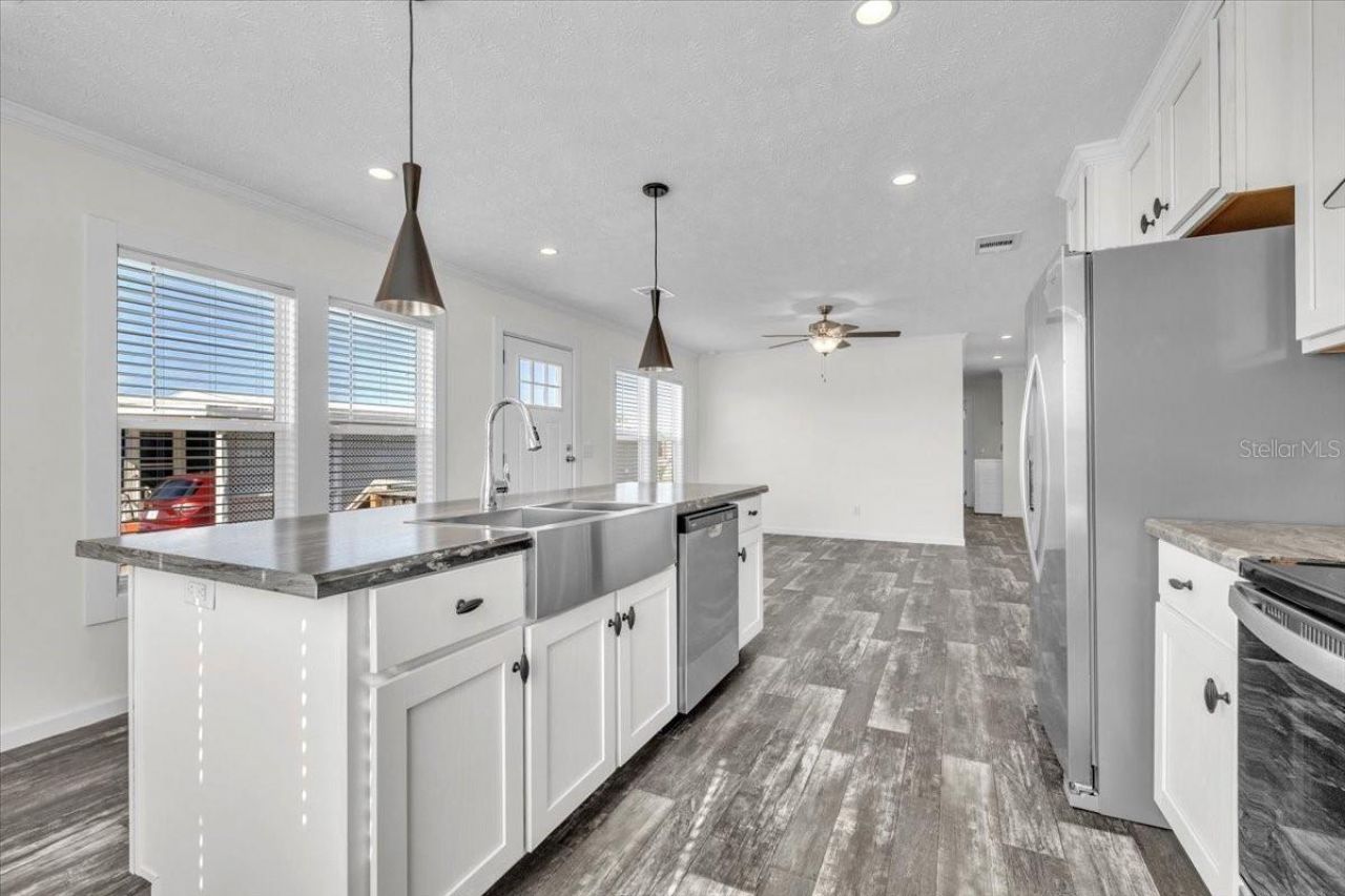 3162 Mercury Lane, North Fort Myers, FL 33903 Photo