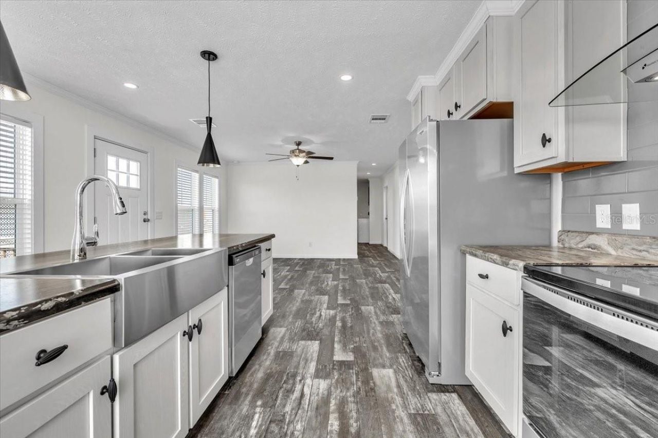 3162 Mercury Lane, North Fort Myers, FL 33903 Photo