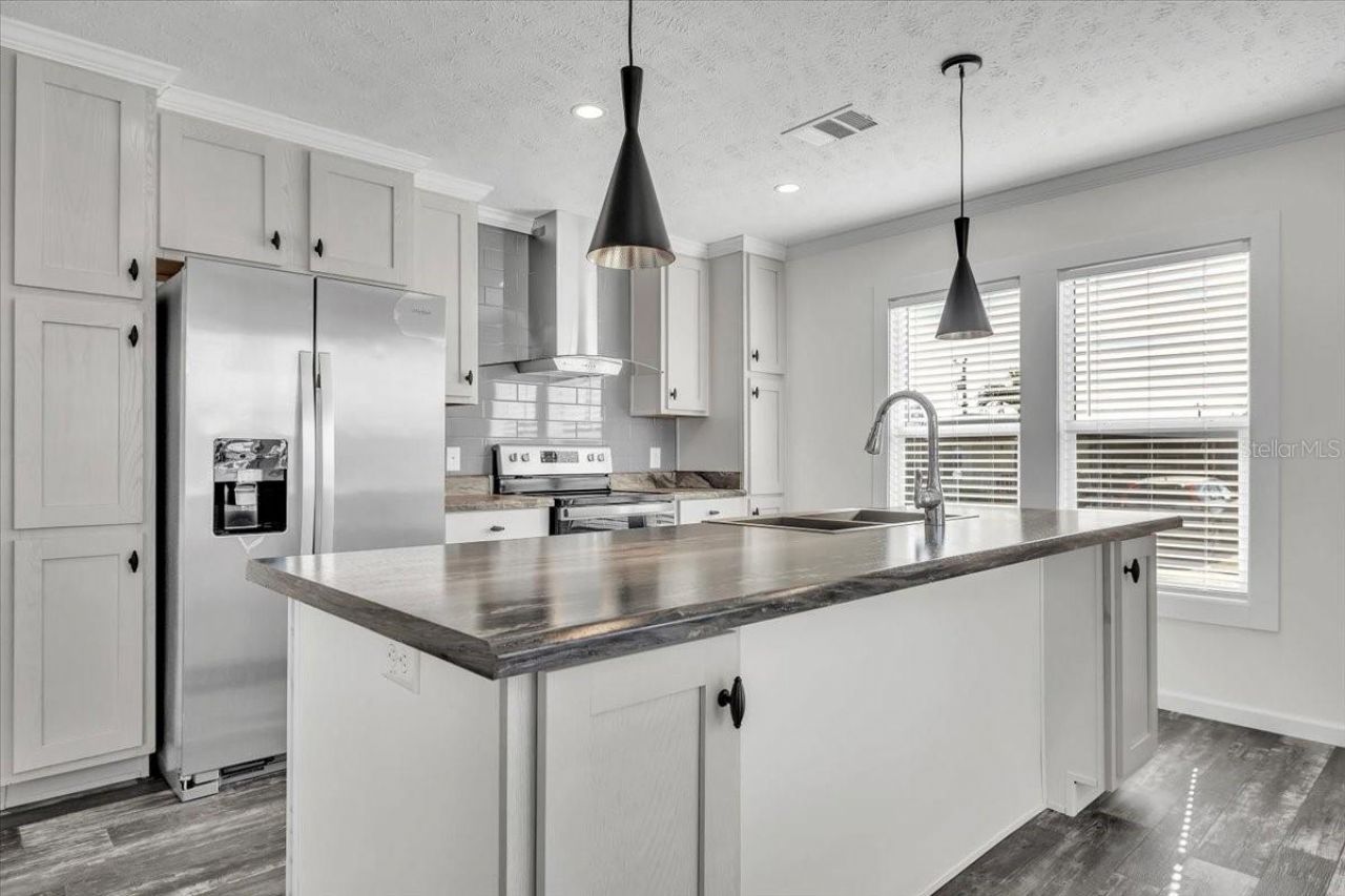 3162 Mercury Lane, North Fort Myers, FL 33903 Photo