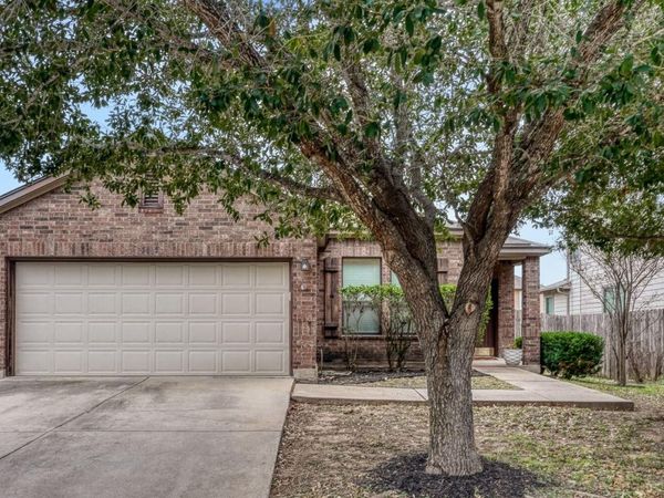 5805 Alomar CV, Del Valle, TX 78617