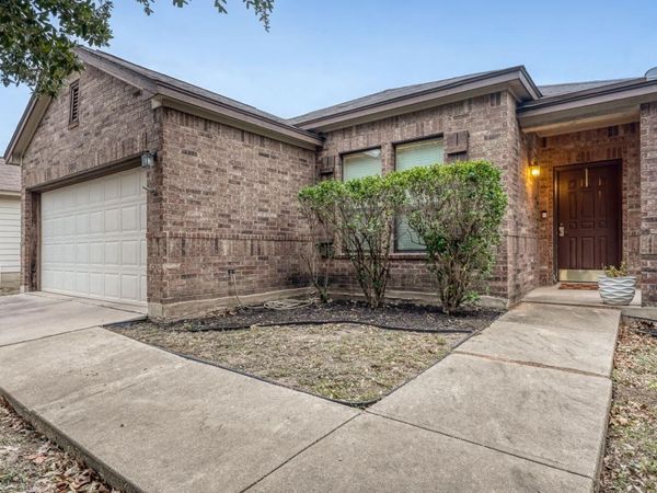 5805 Alomar CV, Del Valle, TX 78617
