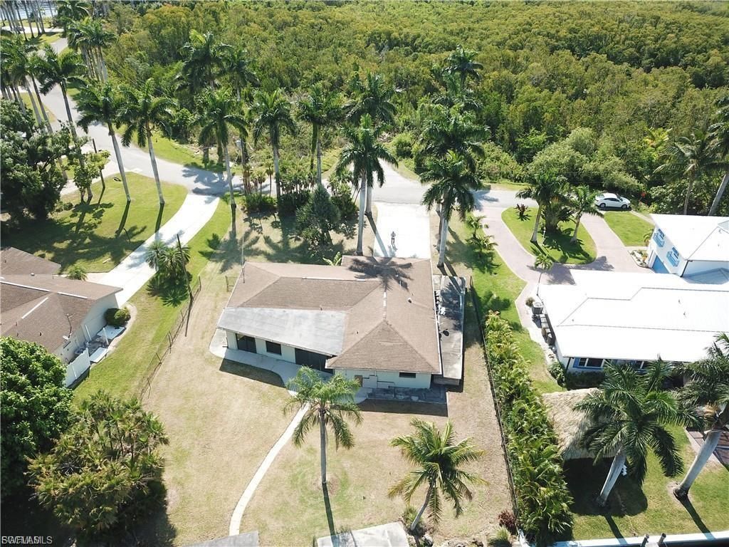 5211 Lake Caloosa Dr, Fort Myers, FL 33905 Photo