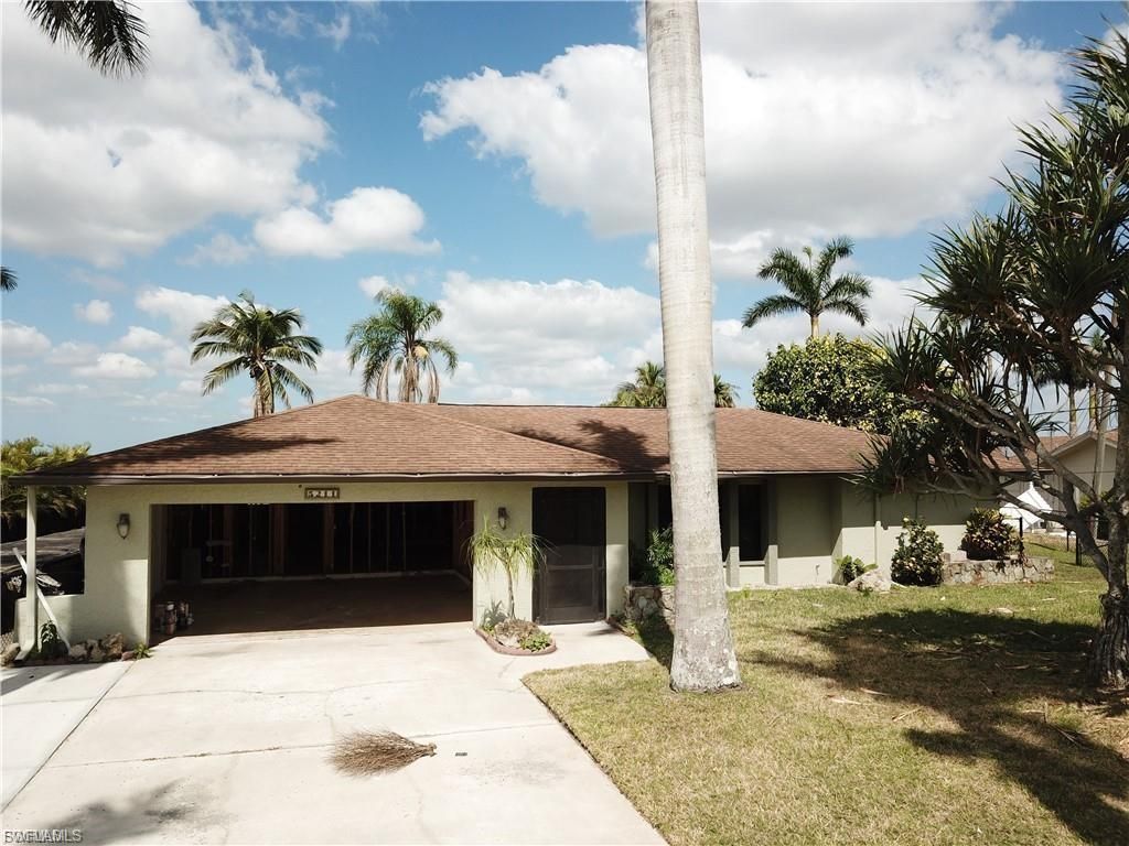 5211 Lake Caloosa Dr, Fort Myers, FL 33905 Photo