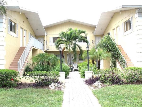 8162 Country RD, Unit 201, FORT MYERS, FL 33919