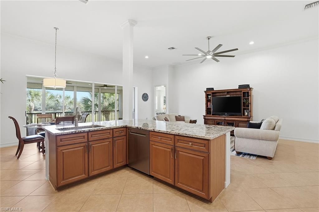 9340 Triana Ter, Unit 284, Fort Myers, FL 33912 Photo