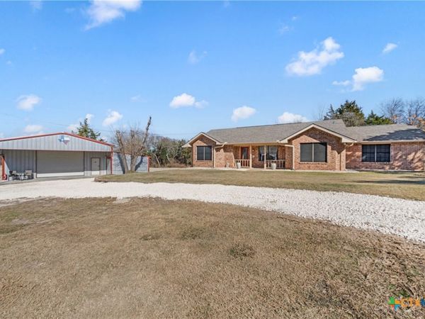 162 Highridge Drive, Bruceville Eddy, TX 76630