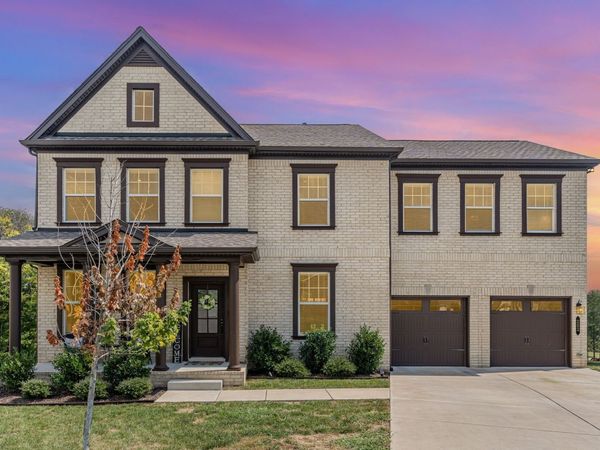 203 Caroline Way , Mount Juliet, TN 37122