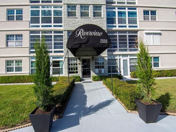 2333 Indian River Boulevard, Unit 502, Vero Beach, FL 32960