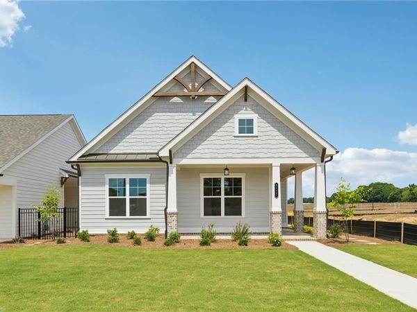 1028 Eastman Court, Hoschton, GA 30548