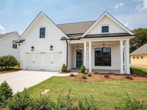 151 High Point Drive, Hoschton, GA 30548