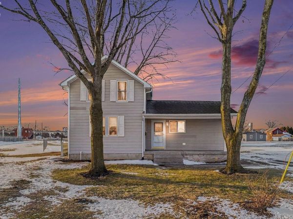 128 East Street, Bellevue, OH 44811