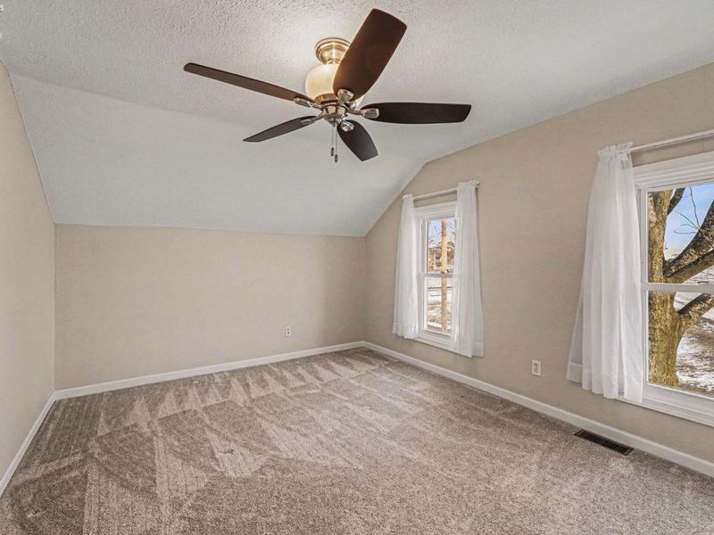 128 East Street, Bellevue, OH 44811 Photo 12