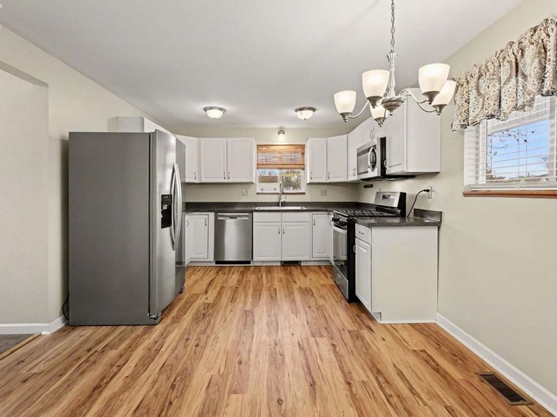 128 East Street, Bellevue, OH 44811 Photo 20